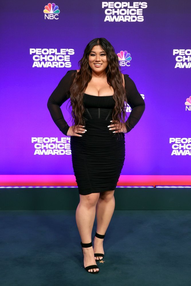 2021 People’s Choice Awards: See the Best Looks from the Red Carpet