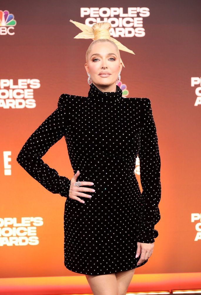 2021 People’s Choice Awards: See the Best Looks from the Red Carpet