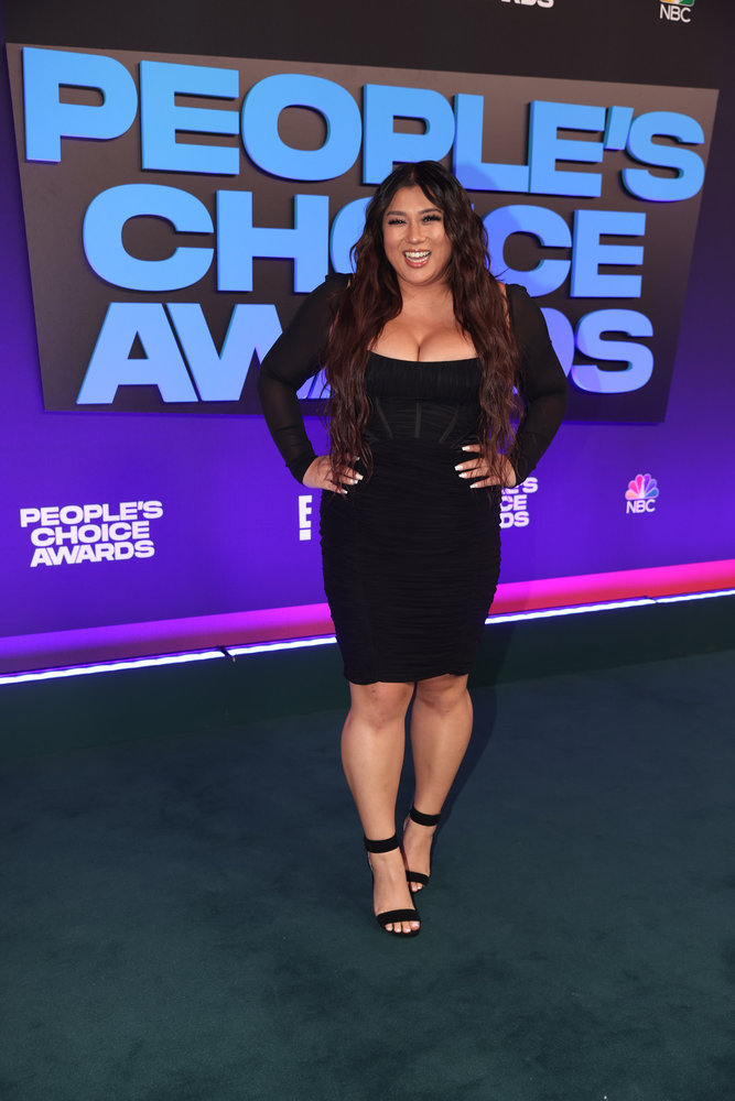 2021 People’s Choice Awards: See the Best Looks from the Red Carpet