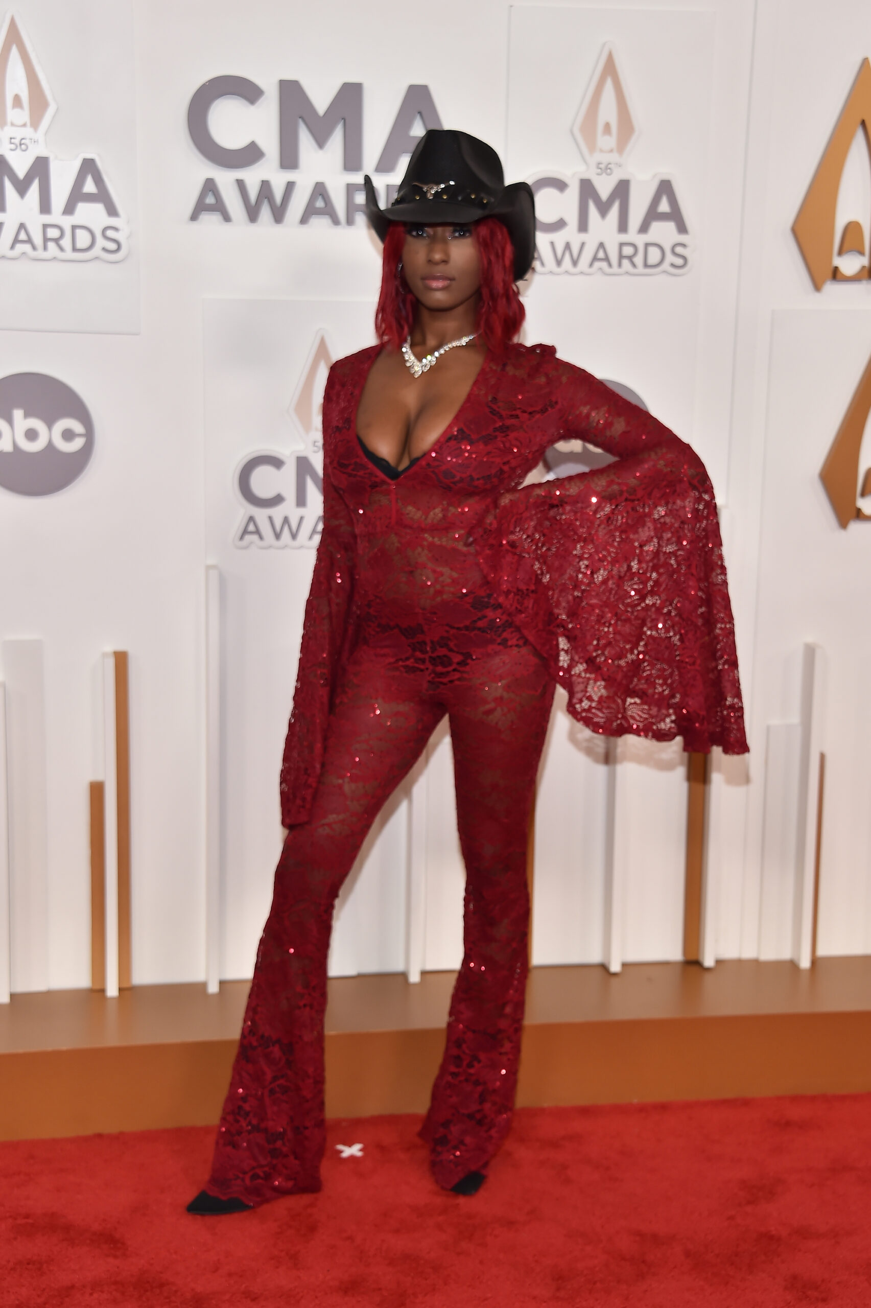 2022 CMA Awards – See All the Best Looks from the Red Carpet