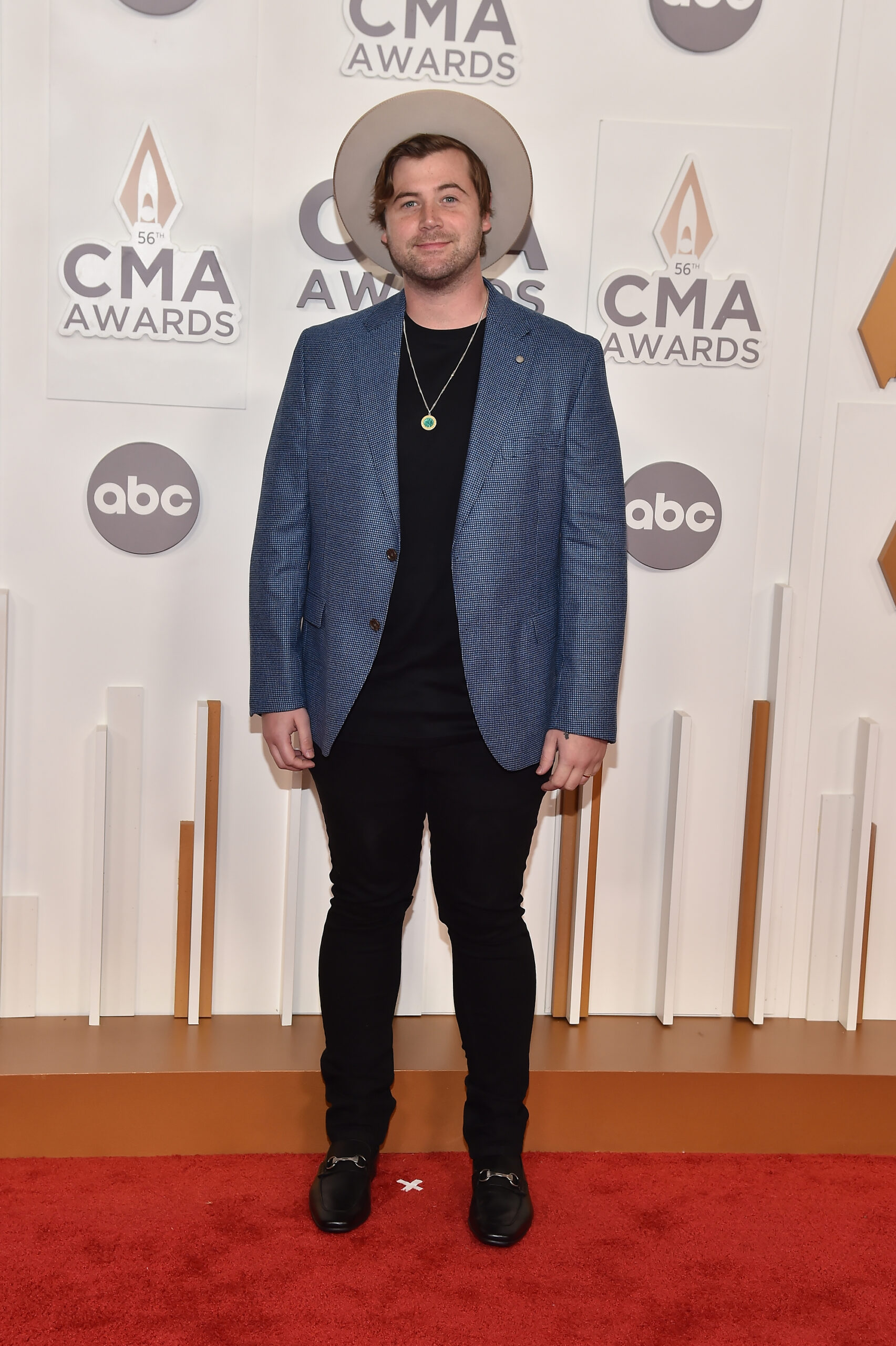 2022 CMA Awards – See All the Best Looks from the Red Carpet