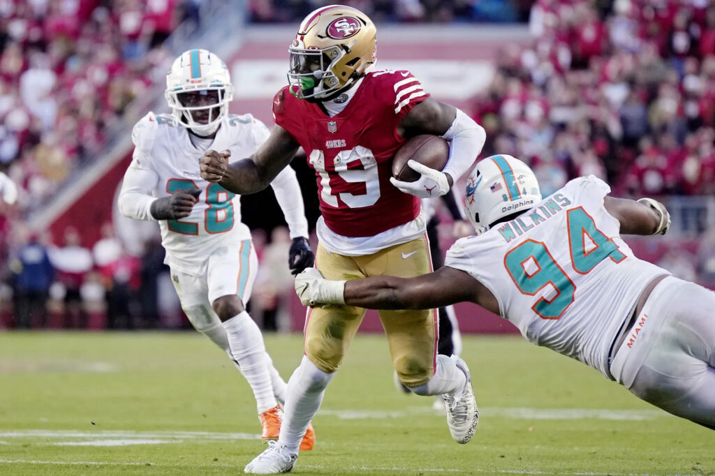 Nick Bosa Stars in 49ers 33-17 Win Over the Dolphins – Celeb Secrets