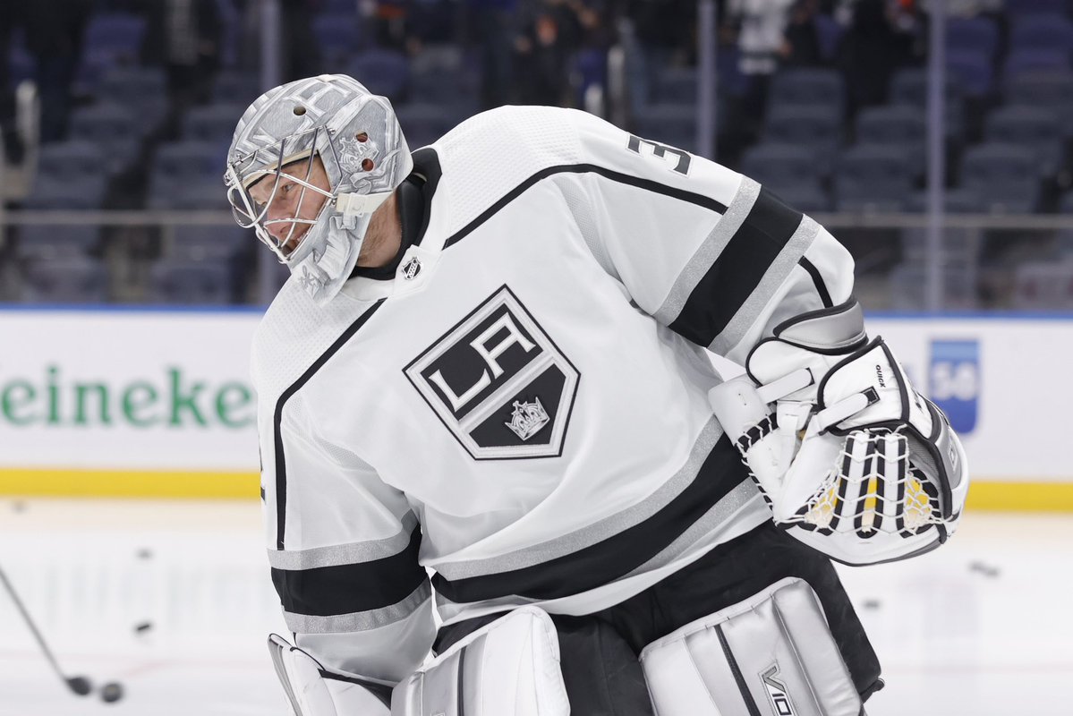 ESPN on X: Goaltender Jonathan Quick is being dealt from the