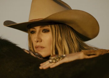 Lainey Wilson Announces Fifth Studio Album Whirlwind
