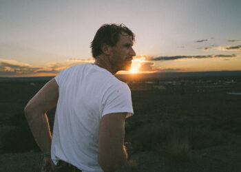 Chase Rice Unlocks His “Most Authentic” Era Yet with New Single While Living Life in ‘US Mode’ Thanks to Partnership with UScellular (Exclusive)