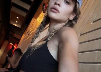 Rita Ora Shows Off Her “Fitness Girly” Side in Sexy Activewear Crop Top