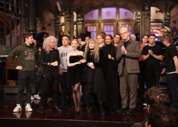 Ariana Grande Returns to SNL to Celebrate 50 Years – Watch the Best Moments