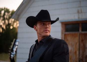 Parker McCollum Says Forthcoming Album “Challenged Him” in New Ways (Exclusive)