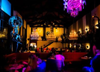 Inside La Bohéme: West Hollywood’s Most Romantic Hotspot That Serves Tasty Meals with an Unforgettable Vibe