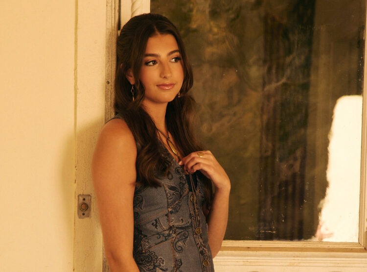 Jordana Bryant Talks Exploring Life’s Challenges in Upcoming EP “Right Key, Wrong Porch” (Exclusive)