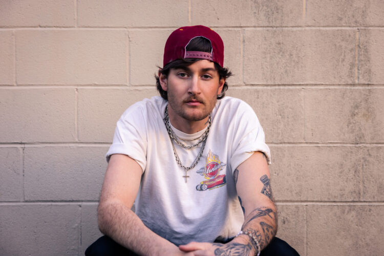 Austin Snell Talks Crashing Country’s Party With Rock Grit and Zero Apologies (Exclusive)