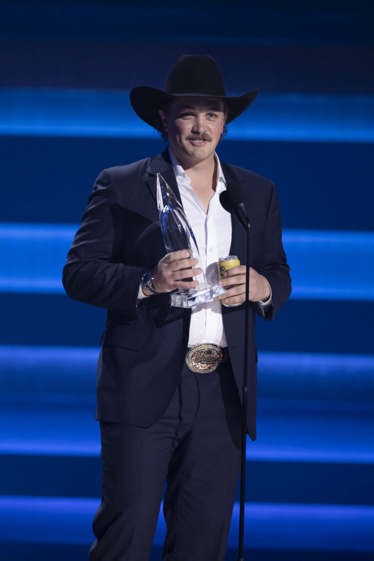Zach Top Cements His Superstar Status with New Artist of the Year Win and “Guitar” Performance at 59th Annual CMA Awards