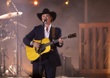 Zach Top Cements His Superstar Status with New Artist of the Year Win and “Guitar” Performance at 59th Annual CMA Awards