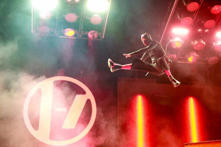 Twenty One Pilots Turn the Tide at Jones Beach on The Clancy Tour: Breach 2025 (Review)