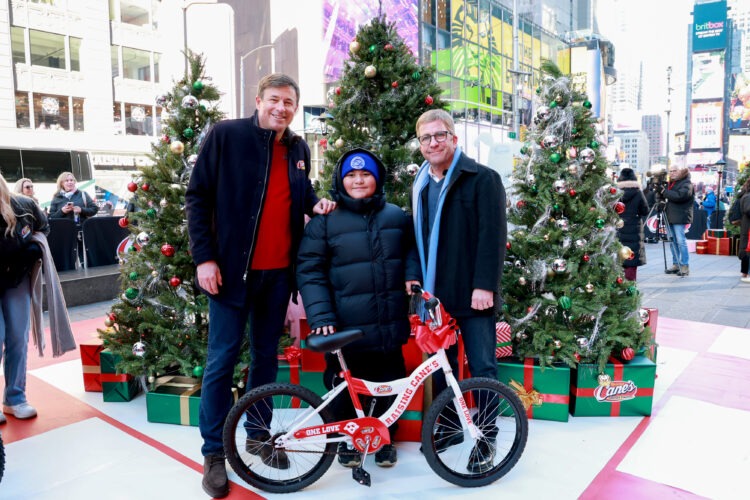 Todd Graves Turns Times Square Into a Winter Wonderland During Raising Cane’s Annual Holiday Bike Giveaway with A Christmas Story’s Peter Billingsley (Recap)