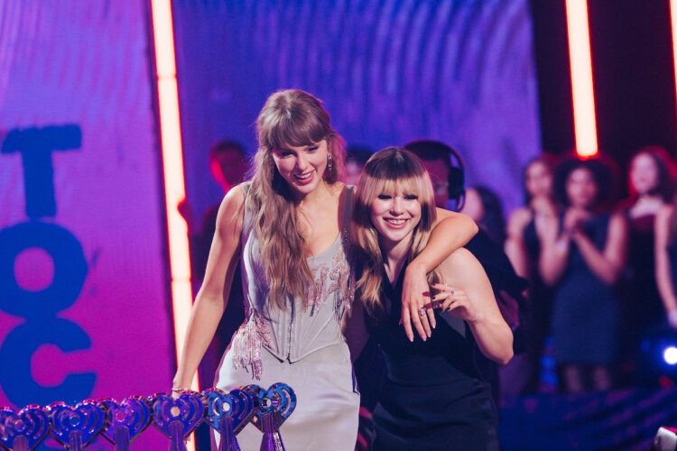 Inside the 2026 iHeartRadio Music Awards: Taylor Swift’s Massive Wins, Alex Warren’s Breakout Night, Miley Cyrus’ Prestigious Honor & the Nostalgic Girl-Group Moment That Stole the Show (Recap)