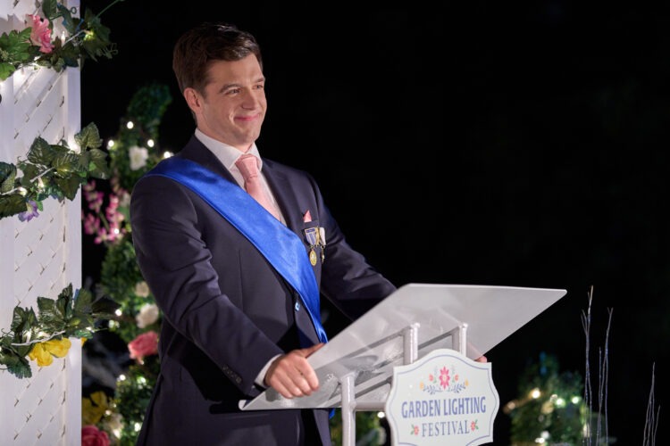 Jen Lilley and Dan Jeannotte Reunite for Hallmark’s ‘A Royal Setting’ — and Dish on Their “Unexpected Sparks” and That Swoon-Worthy Ending (Exclusive)