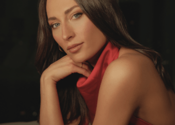 Hannah McFarland’s Stagecoach Debut Marks Her Best Era Yet as “Missin’ Me” Signals a Bold New Chapter