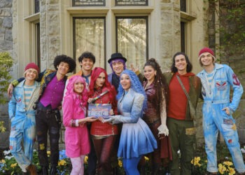 Liamani Segura Teases ‘Nostalgic’ New Chapter as Disney Unveils First ‘Descendants: Wicked Wonderland’ Teaser (Exclusive)