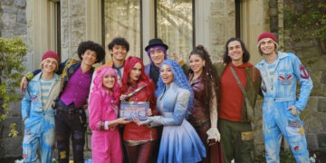 Liamani Segura Teases ‘Nostalgic’ New Chapter as Disney Unveils First ‘Descendants: Wicked Wonderland’ Teaser (Exclusive)