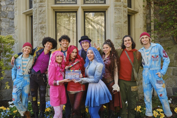 Liamani Segura Teases ‘Nostalgic’ New Chapter as Disney Unveils First ‘Descendants: Wicked Wonderland’ Teaser (Exclusive)