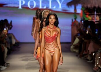‘Secret Lives of Mormon Wives’ Star Layla Taylor Owns the Runway at Oh Polly’s Show During Miami Swim Week