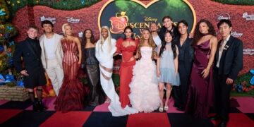 Liamani Segura Spills on Sisterly Love with Kylie Cantrall & Honoring OG Disney Royalty in ‘Descendants: Wicked Wonderland’ (Exclusive)