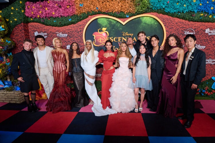 Liamani Segura Spills on Sisterly Love with Kylie Cantrall & Honoring OG Disney Royalty in ‘Descendants: Wicked Wonderland’ (Exclusive)