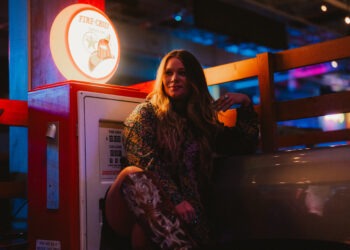 Ashland Craft Talks Pouring Another Round with Deluxe Version of Sophomore Album “Dive Bar Beauty Queen” (Exclusive)
