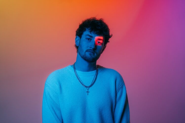 Austin Snell Hits the Road on Headlining ‘Colors Tour,’ Talks Unfiltered EP and On-Camera Engagement (Exclusive)