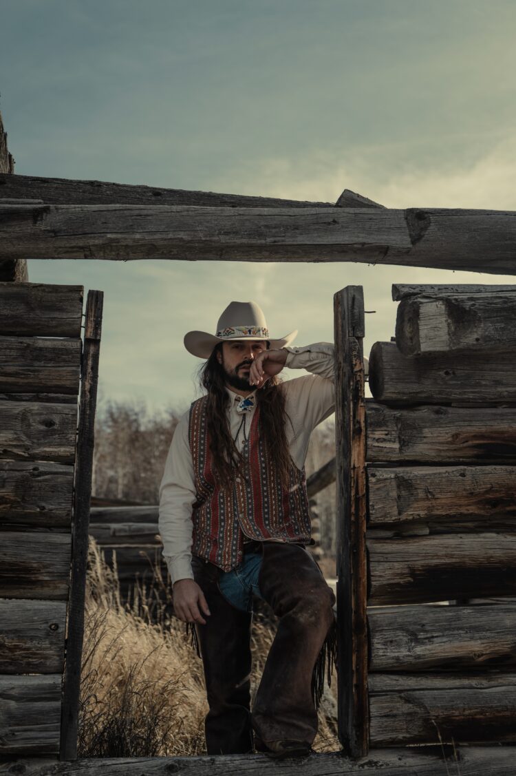 Ian Munsick Is Bringing the West to the Rest: Inside His Wildest Career Chapter Yet With ‘The Mountain Goat,’ Red Rocks and More