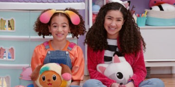 ‘Gabby’s Dollhouse’ Season 14: Laila Lockhart Kraner and Celestina Harris Spill on Doozie, Puggie and the Dollhouse’s Newest Adventure (Exclusive)