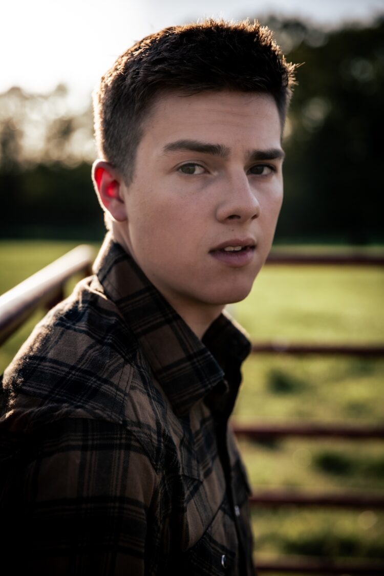 Jet Jurgensmeyer Celebrates Love’s Sweetest Balance in New Single “Sane To My Crazy”(Premiere)