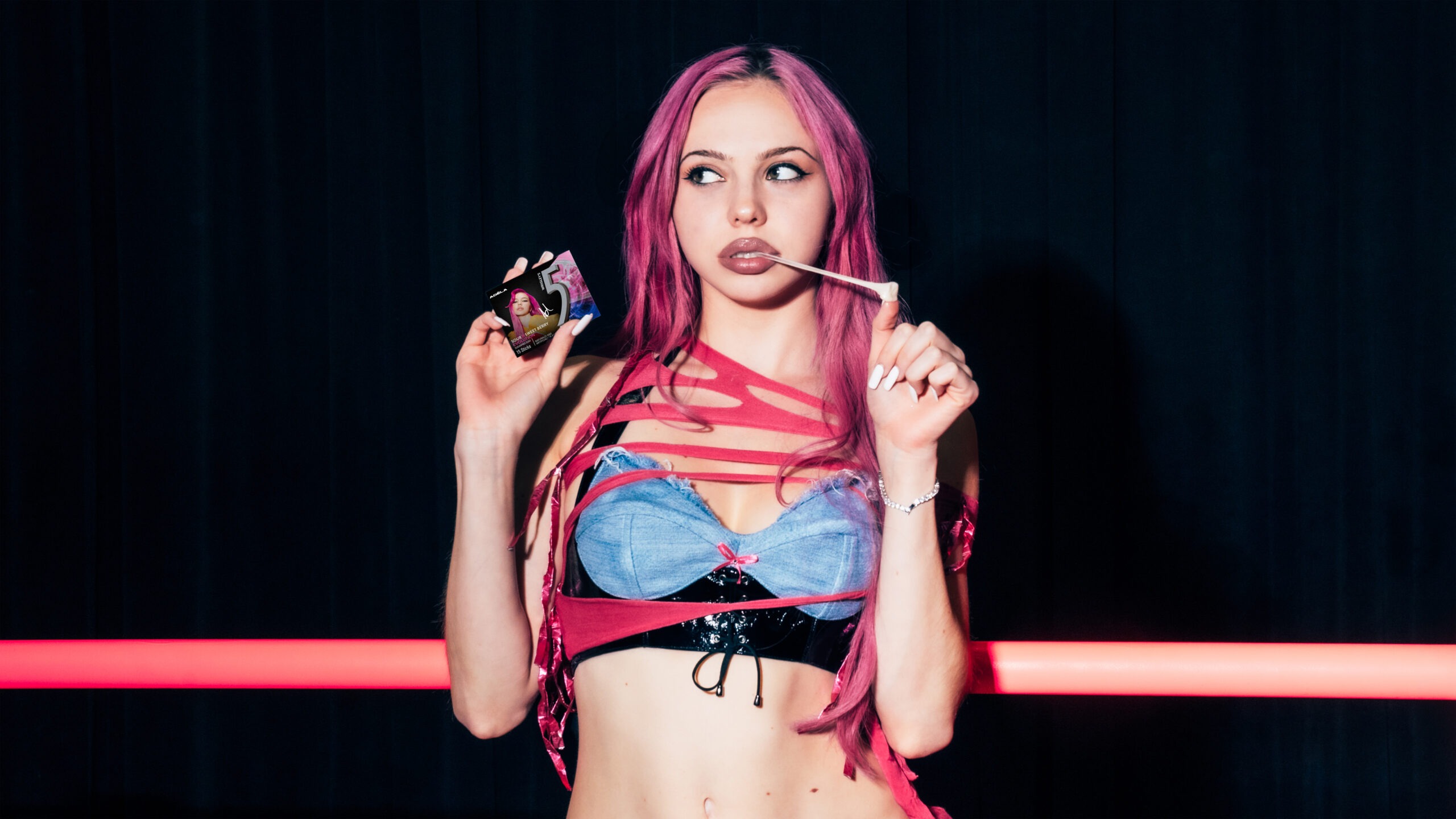 ADÉLA & 5® Gum Turn Chewed Gum Into Sexy Wearable Art for the Ultimate Stage Looks